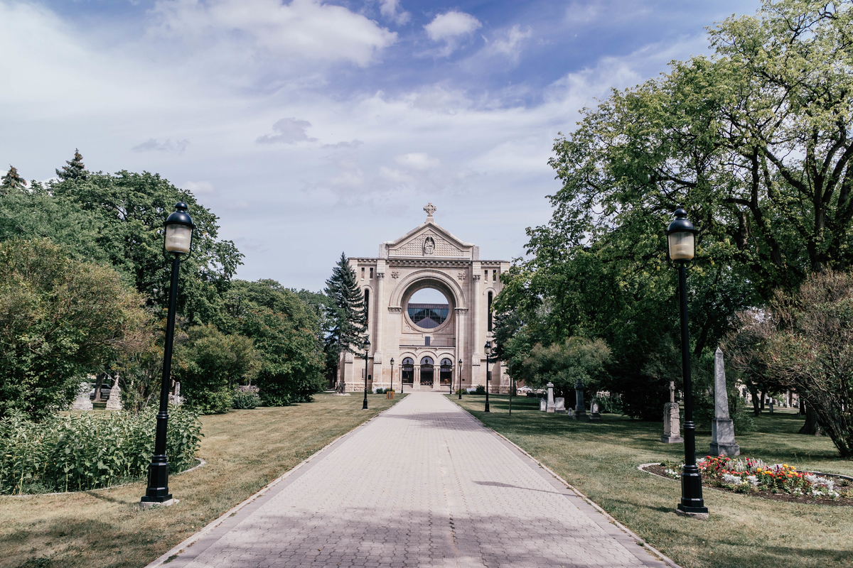 st boniface cathedral, places to visit in winnipeg, canada