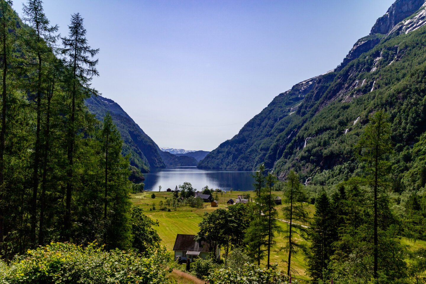 Best time to visit Norway, blue skies in Hardanger
